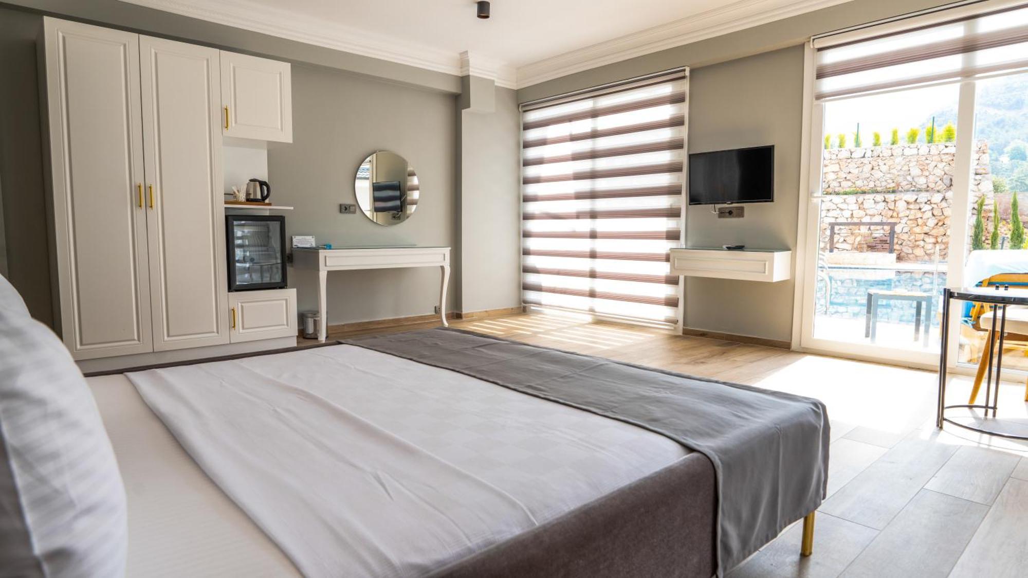 Ramada By Wyndham Fethiye Oludeniz Adult Only Hotel Exterior photo