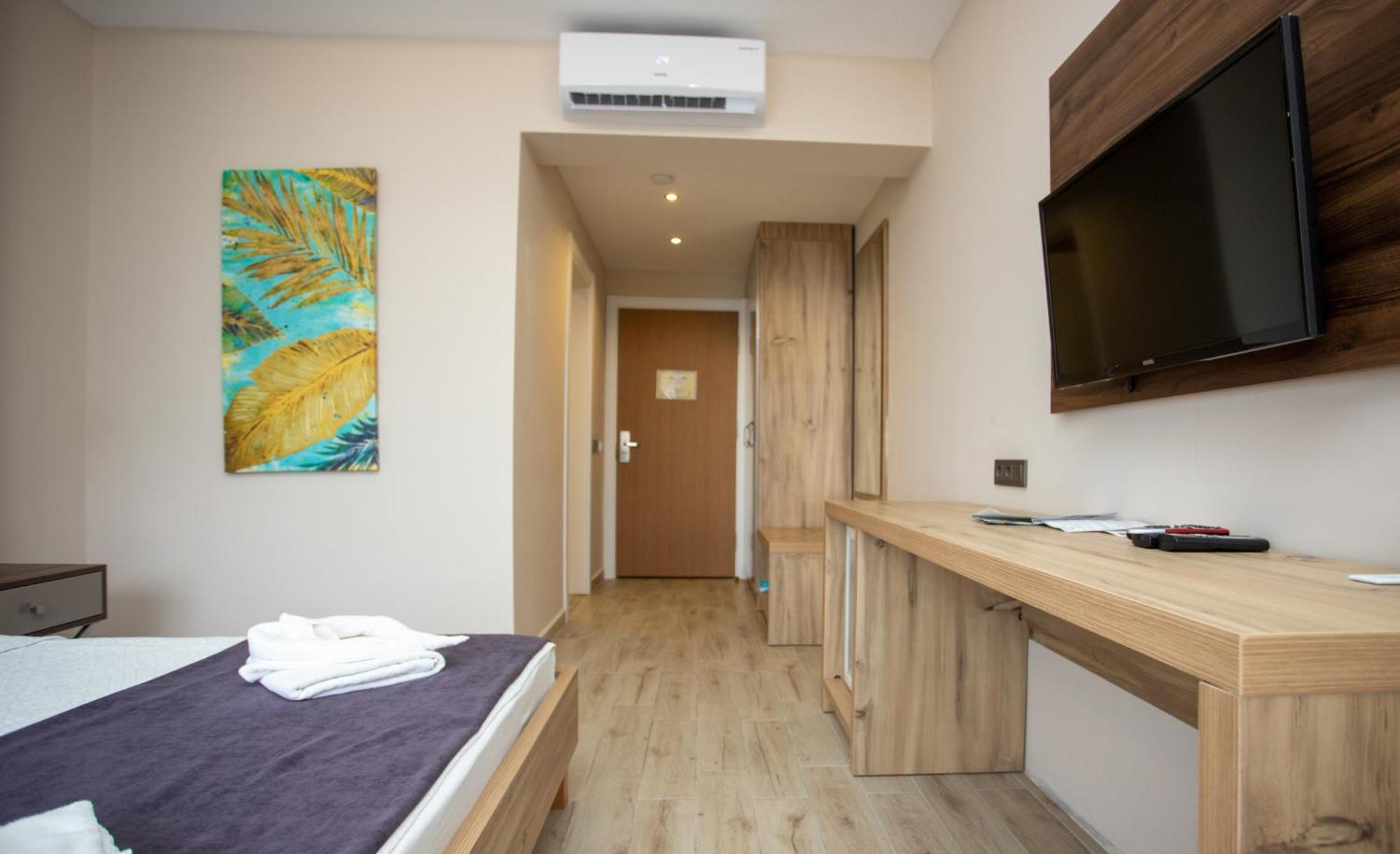 Ramada By Wyndham Fethiye Oludeniz Adult Only Hotel Exterior photo