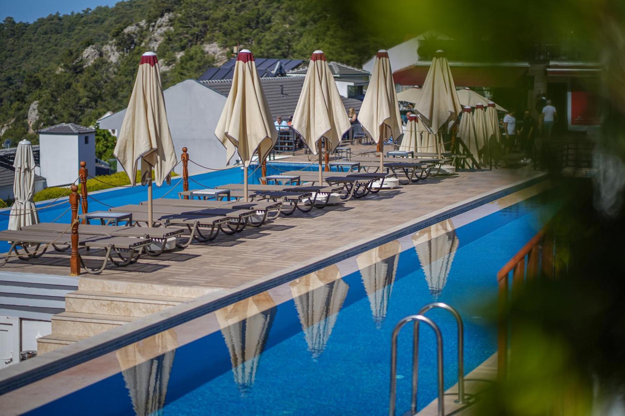 Ramada By Wyndham Fethiye Oludeniz Adult Only Hotel Exterior photo