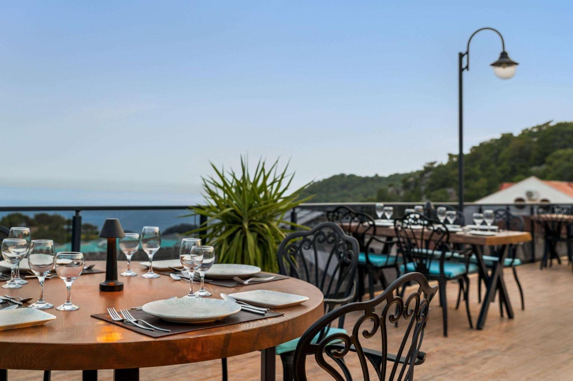 Ramada By Wyndham Fethiye Oludeniz Adult Only Hotel Exterior photo