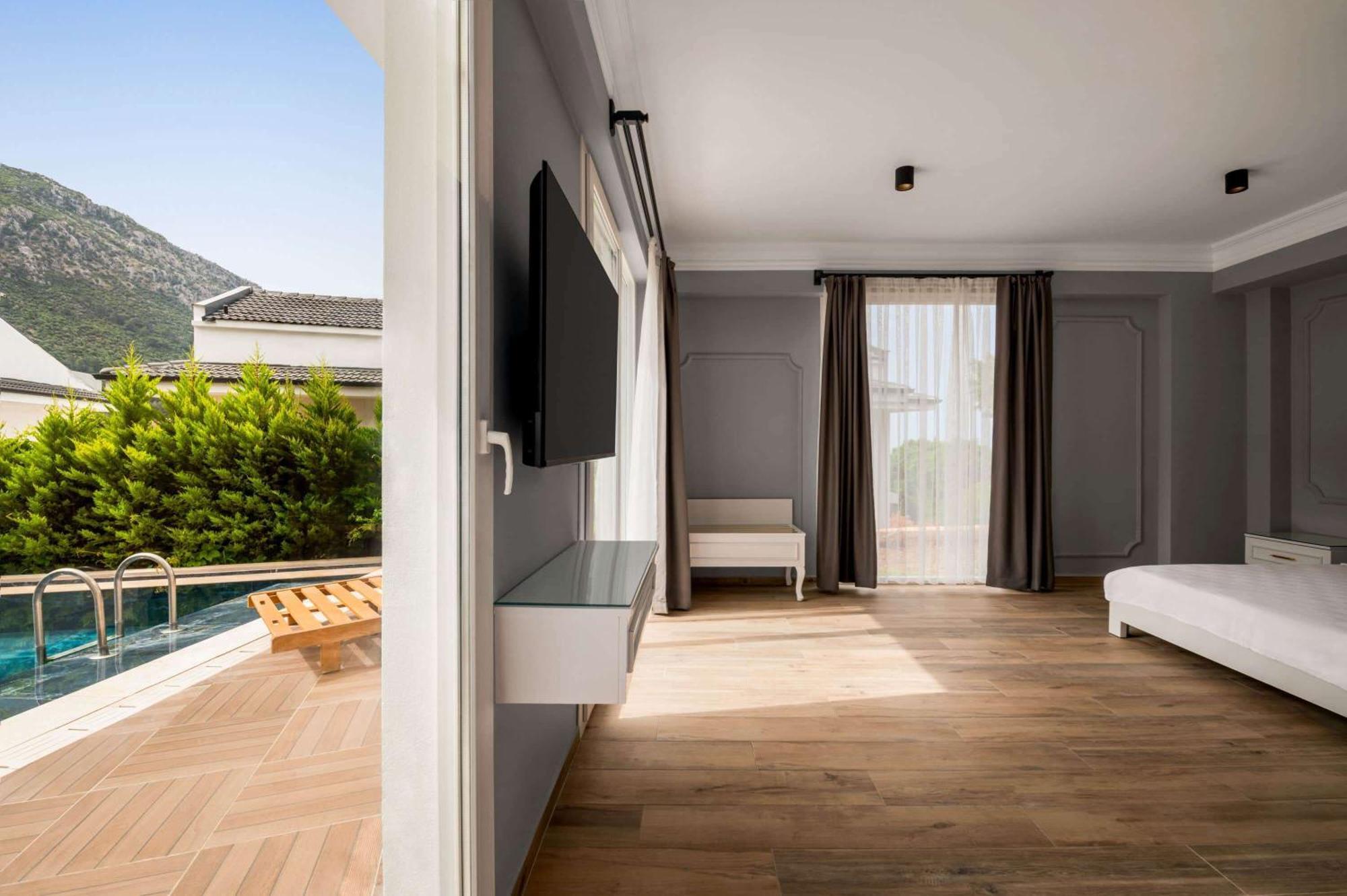 Ramada By Wyndham Fethiye Oludeniz Adult Only Hotel Exterior photo